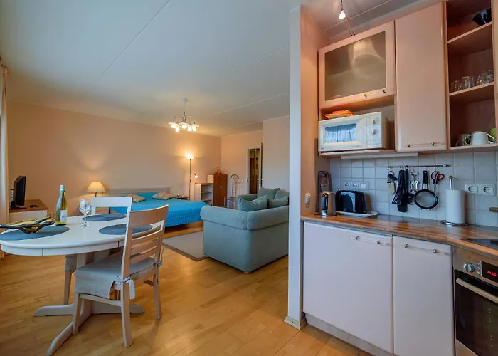 Romeo Family Kaarli Talin