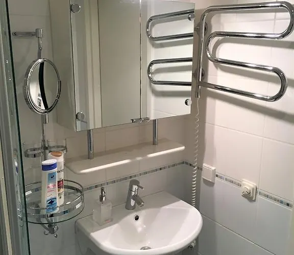 Romeo Family Kaarli * Talin